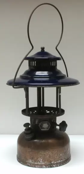 3618 AGM American Gas Camping Lantern