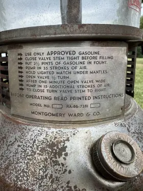134G MONTGOMERY Ward Dual Mantle Lantern Coleman Globe #2