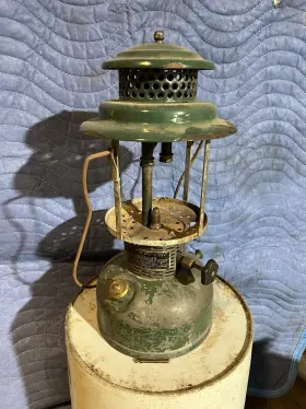 2927-A AMERICAN GAS MACHINE COMPANY Lanterns