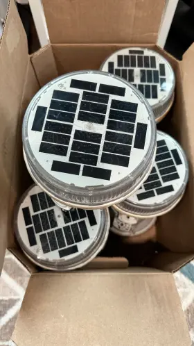 M650 CARMANAH Solar Marine Lanterns Batteries