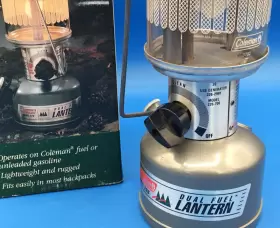 076501205862 COLEMAN Ultra Light Lantern Dual Fuel Box #3