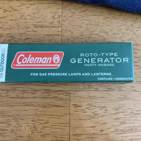 076501235210 COLEMAN Roto Generator Lanterns Lamps