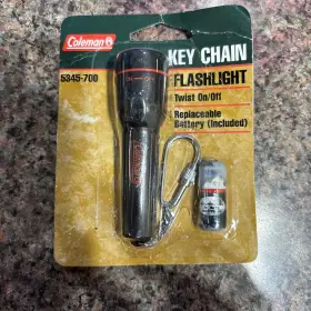 5345G700K COLEMAN Flashlight Key Chain