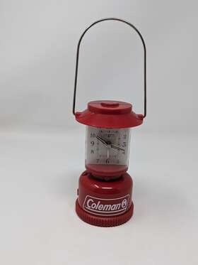 079611405504 COLEMAN Lantern Battery Alarm Clock