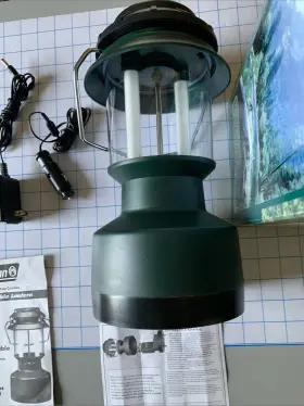 12034376 COLEMAN Twin Tube Rechargeable Lantern