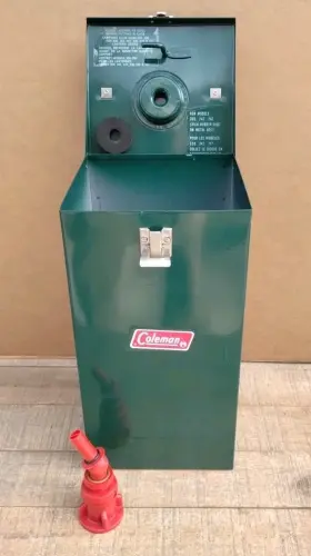 200-242-247-335-339-321 COLEMAN Steel Lantern