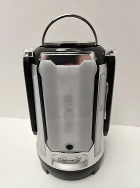 2000030726 COLEMAN Quad Pro Led Panel Lantern