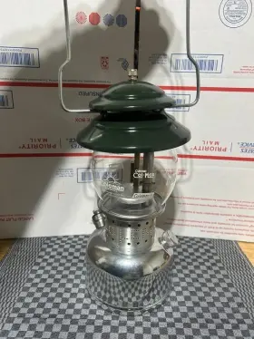 200B747 COLEMAN Lantern
