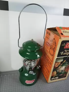 201-700 COLEMAN Single Mantle Kerosene Lantern #2