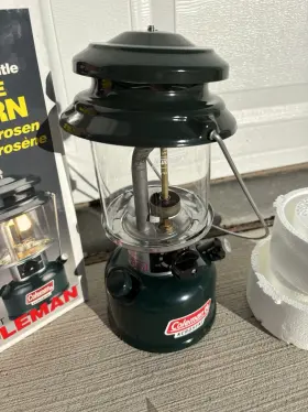 214B700T COLEMAN Kerosene Lantern Box