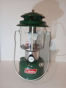220H195 COLEMAN Double Mantle Lantern Must
