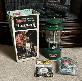 220J165 COLEMAN Double Mantle Lantern Box Extras