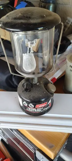 222A7101 COLEMAN Lantern #3