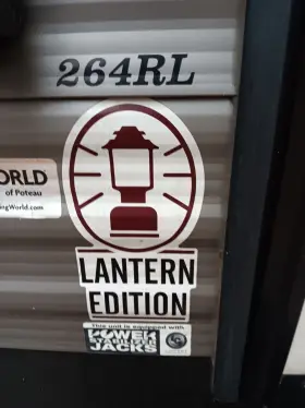 264RL COLEMAN Lantern