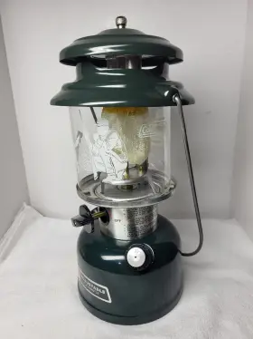 288A744 COLEMAN Nos Lantern Sportsman Globe Box #3