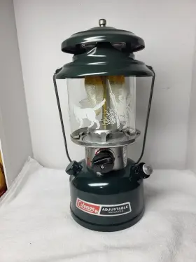 288A744 COLEMAN Nos Lantern Sportsman Globe Box