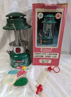 321C COLEMAN Lantern Box