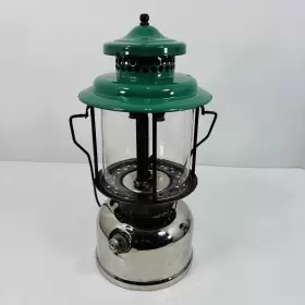 427K COLEMAN Mountie Lantern