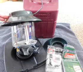 5152C COLEMAN Camping Propane Mantle Lantern Primu