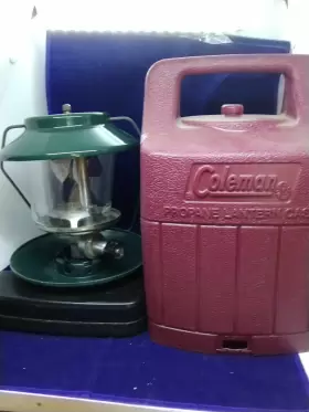 5152C740 COLEMAN Propane Lantern Box