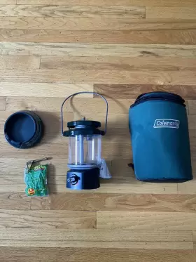 5155A COLEMAN Deluxe Perfectflow Propane Lantern Striker
