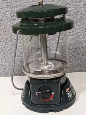 5155B702 COLEMAN Deluxe Perfectflow Propane Lantern #2