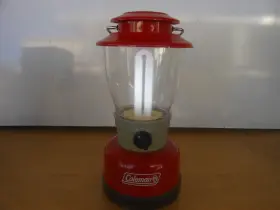 5328A700 COLEMAN Classic Lantern Box #3