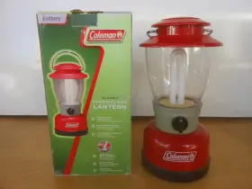 5328A700 COLEMAN Classic Lantern Box