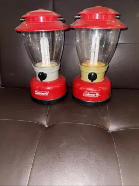 5329-700 COLEMAN Classic Twin Tube Battery Lantern