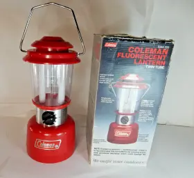 Coleman 5344-703 Nos Red Lantern Fluorescent Twin Tube Model Batteries