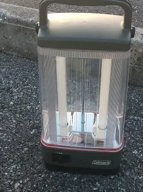 5390B762 COLEMAN Fluorescent Lantern Light Twin Tube