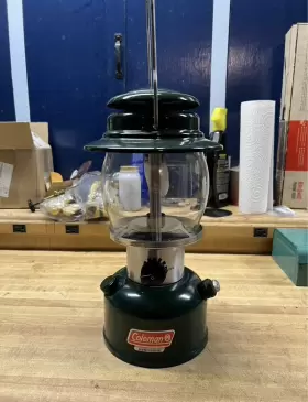 639C COLEMAN Single Mantle Kerosene Lantern