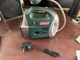 841.582 COLEMAN King Cobra Lantern Radio Tv Camping Prepper