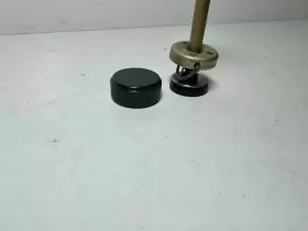B102 COLEMAN Lantern Pump Tank Lid Cap #2