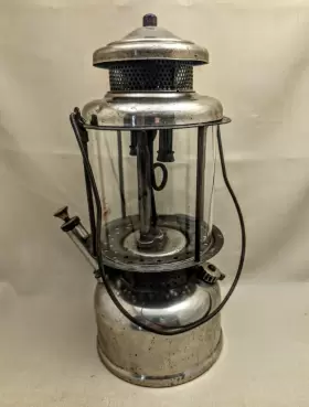 C1919 COLEMAN Lite Antique Kerosene Lantern British