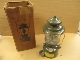 L-408 COLEMAN Single Mantle Military Camp Lantern Box