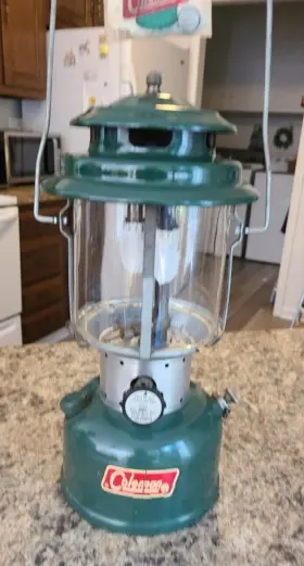 LANTERN-1970 COLEMAN Gas Few Times Clean Up Tawas