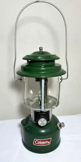 LANTERN-220K COLEMAN Dual Mantles Beatiful