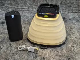 32013 GOAL ZERO Crushlight Chroma Solar Lantern