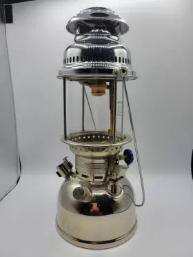 HIPOLITO H-502 Kerosene Lantern Box Manual
