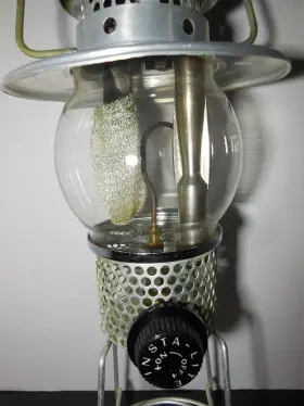 LPA-15 INSTA LITE Coleman Mantle Lantern Lamp Pyrex Glass
