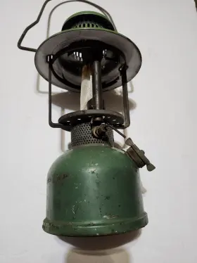 L47W MONTGOMERY WARD Lantern Single Mantle Coleman