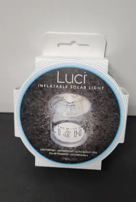 1028-001-001-000 MPOWERD Luci Inflatable Solar Light Emergncy