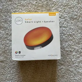 1031-002-001-000 MPOWERD Solar Smart Speaker Light Luci