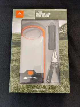 4939 OZARK TRAIL Camping Lantern Flashlight Carabiner Knife