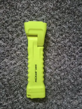 3415 PELICAN Flashlight Magnet