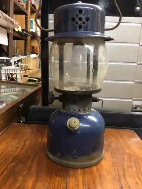RARE 1930S COLMAN LANTERN 243-A Antique