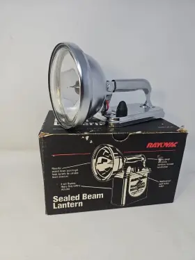 012800169566 RAYOVAC Sportsman Lantern Base Flashlight Box
