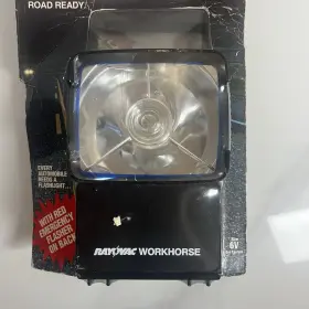 012800385133 RAYOVAC Auto Lantern Function