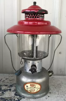 476.70200 SEARS Ted Williams Big Hat Double Mantle Lantern